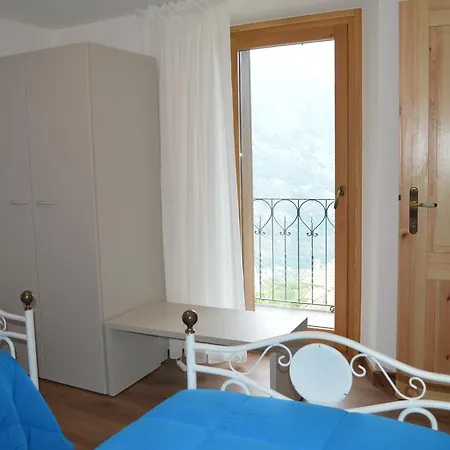 לינה וארוחת בוקר Il Paradiso